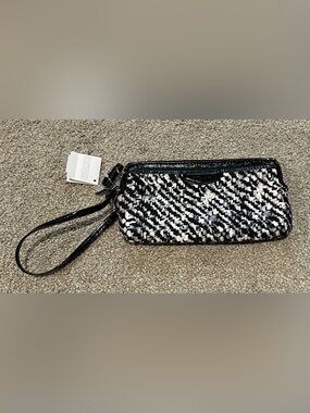 New with Tags Coach Double Zip Wristlet in Ivory Multicolored